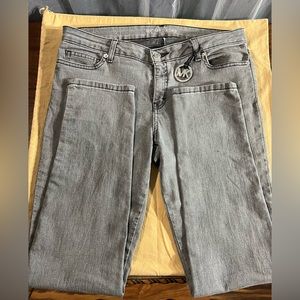 Michael Kors cute gray color jeans. They do stretch. Perfect condition. Size 10
